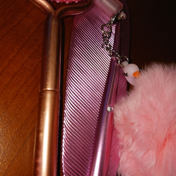 Pink Pens - Picture 7 of 9